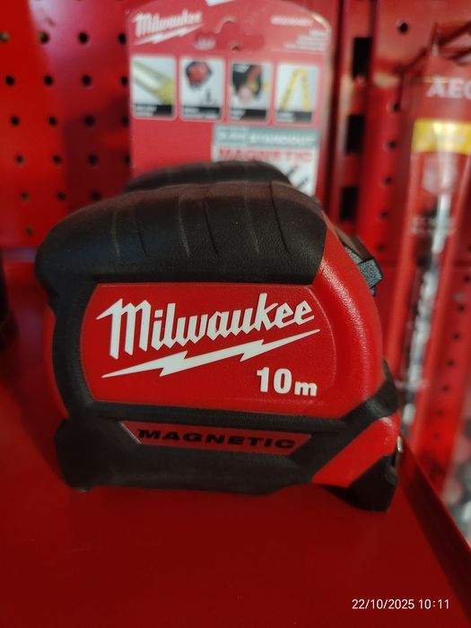 Ruleta Milwaukee  8m și 10 m