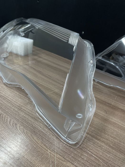 Стекла Фары Subaru Forester