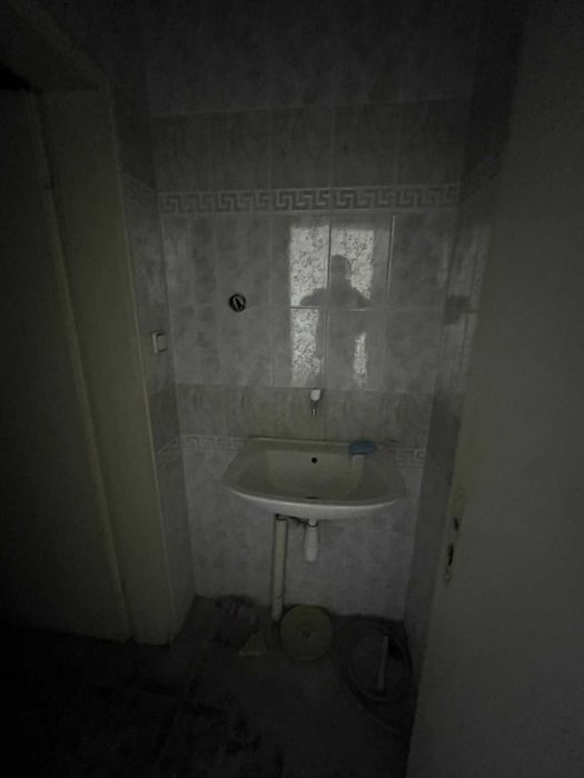 Дава се под наем Магазин в Казанлък - 395 кв.м за 239393.49 € - Снимка #6