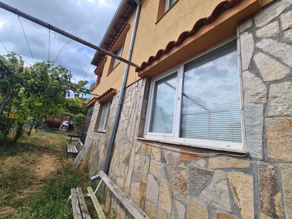 Продава се Къща в с. Тънково, Област Хасково - 180 кв.м за 340 €/кв.м - Снимка #1