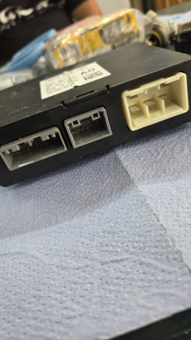 Honda / Acura Power Tailgate Control Module 74970-TYA-A01