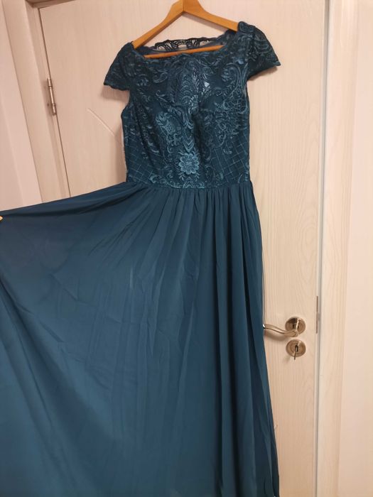 Официална рокля размер S(38) с етикет!