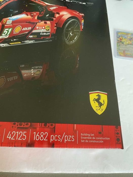 LEGO Technic - Ferrari 488 GTE “AF Corse #51” 42125, 1677 piese