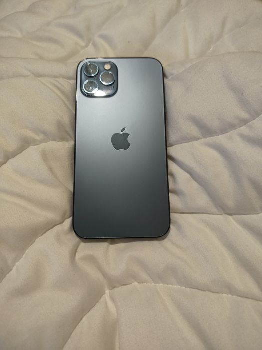 Iphone 12 pro blue