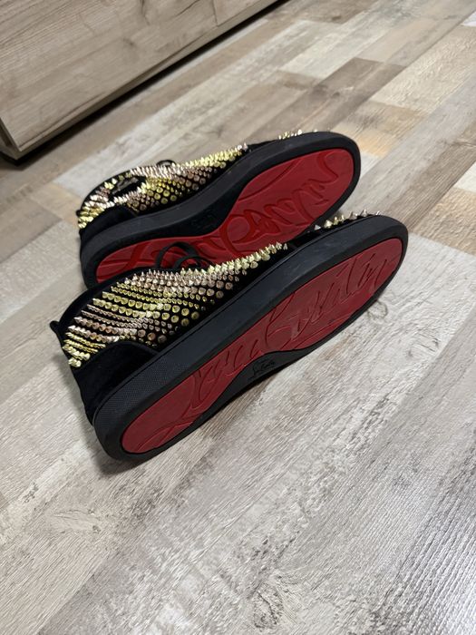 Vând sneakers Christian louboutin
