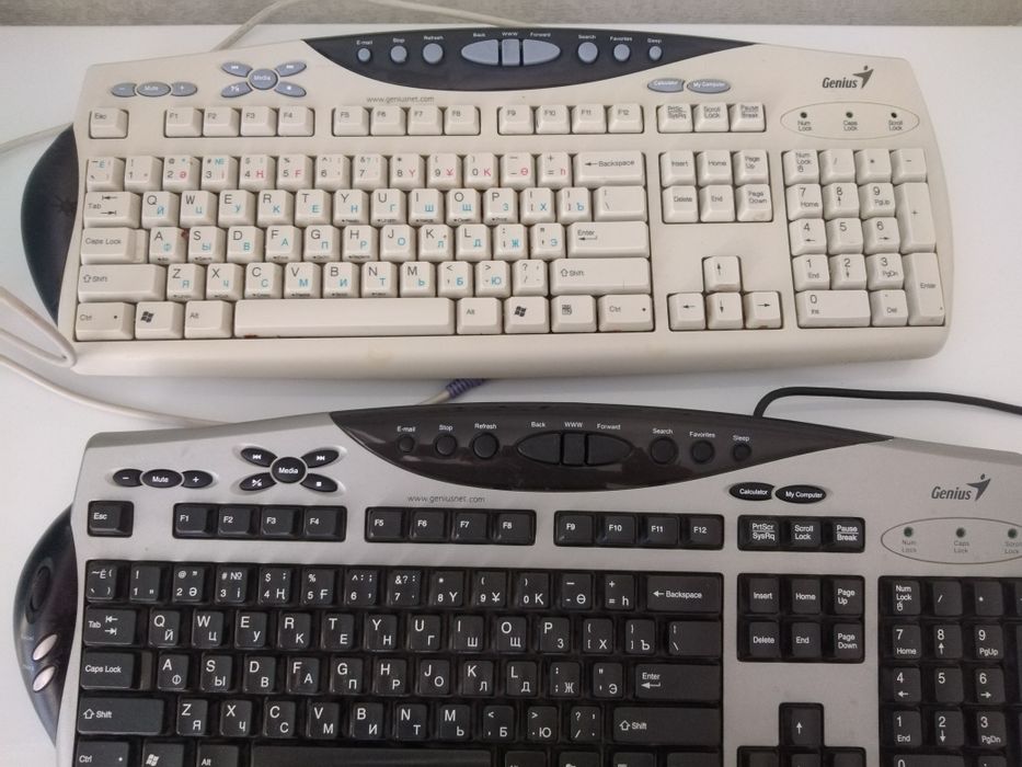 Клавиатура, обе рабочие, почти новые