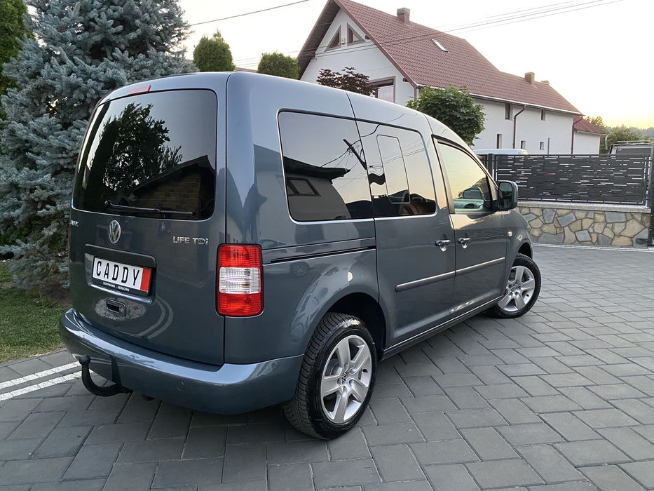 VW Caddy Life 1,9 Tdi~77-KW-105-Cp-top fara Rugina