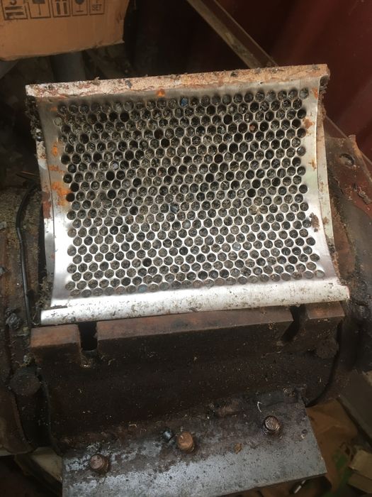 Tocator, moara fara motor uruiala, cereale, plastice, diverse