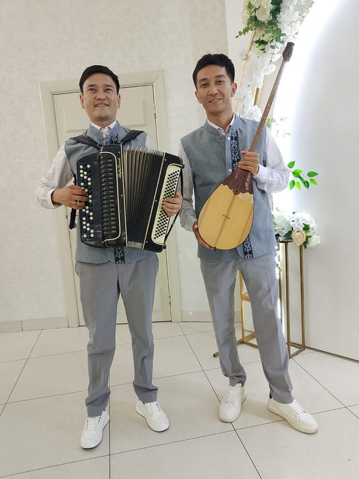 Домбыра + баян 1 час = 60.000тг