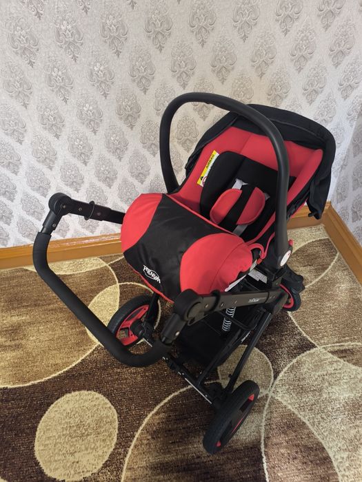 Продам детскую коляску