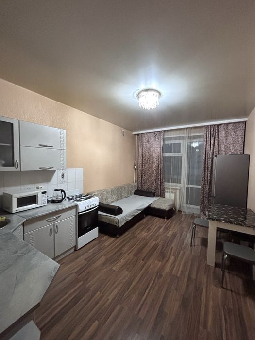 Однокомнтаная квартира в центре!