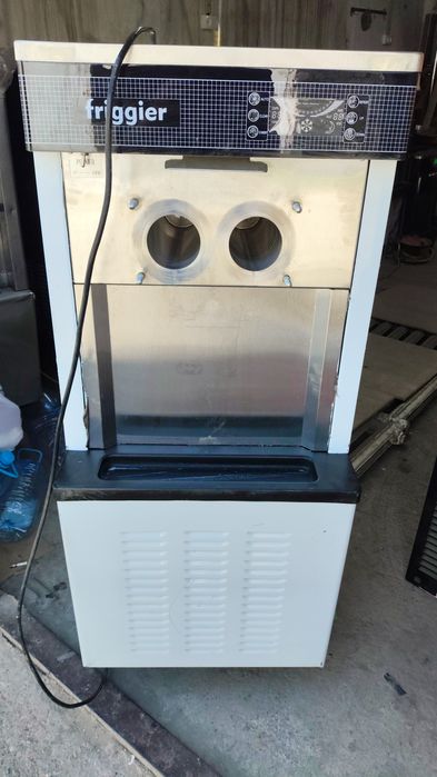 Мороженое марожный фризер