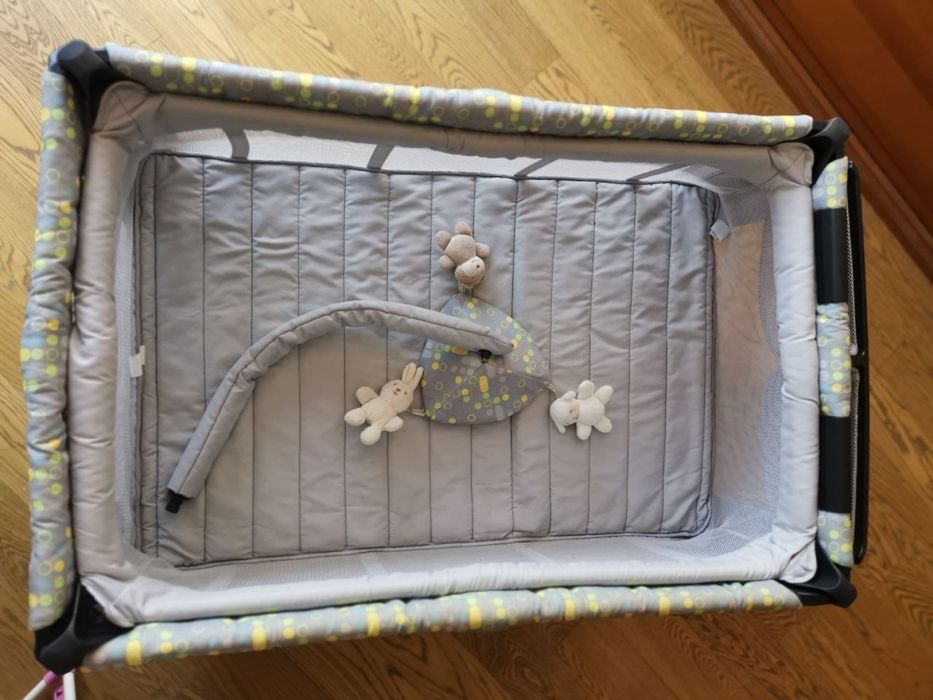 Кроватка-манеж Chicco