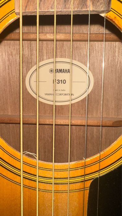 гитара Yamaha F310