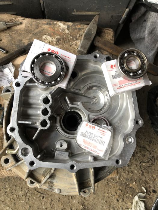 Vand si repar cutii viteze suzuki jimny model R72