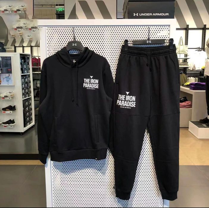 Спорт костюм UNDER ARMOUR