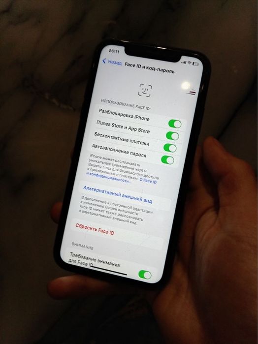 Продам айфон хр 64 гб