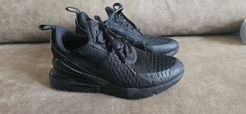 Дамски маратонки Nike Air Max 270