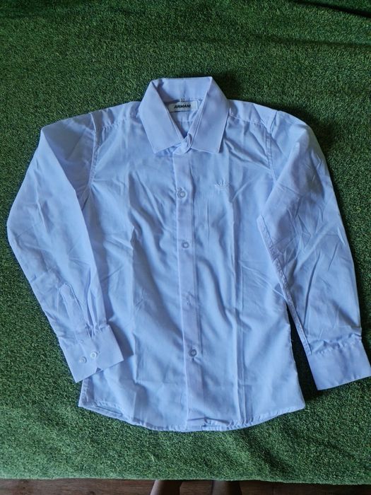 Продам школьную детскую рубашку