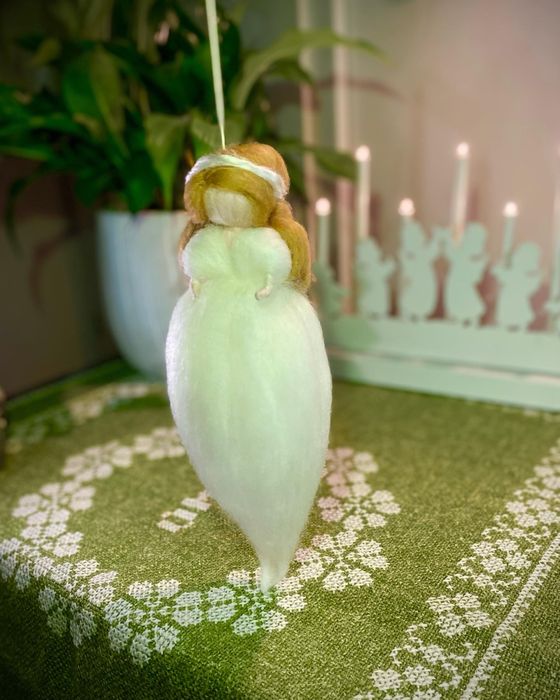 Decoratiune Ingerasi/Zane hand made din lana