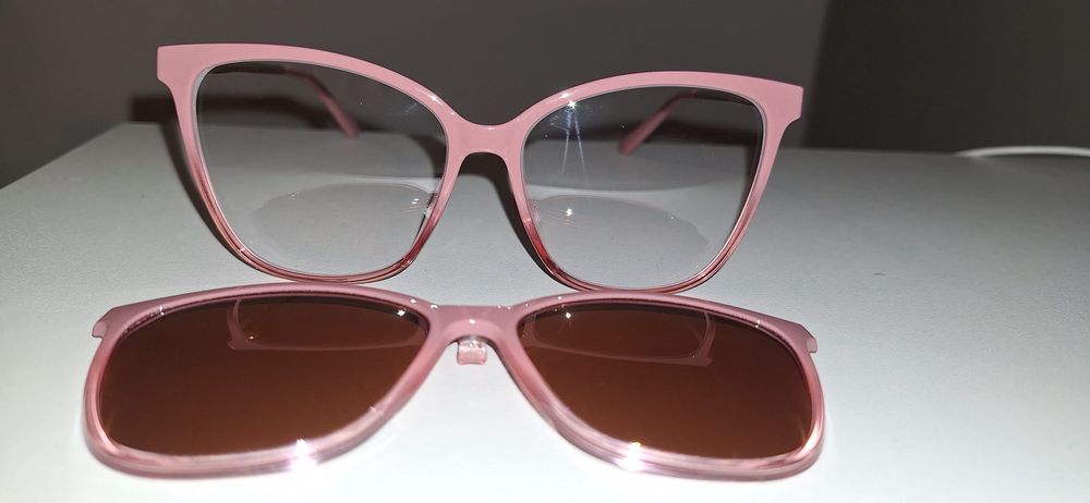 Rama de ochelari cu Clip-On