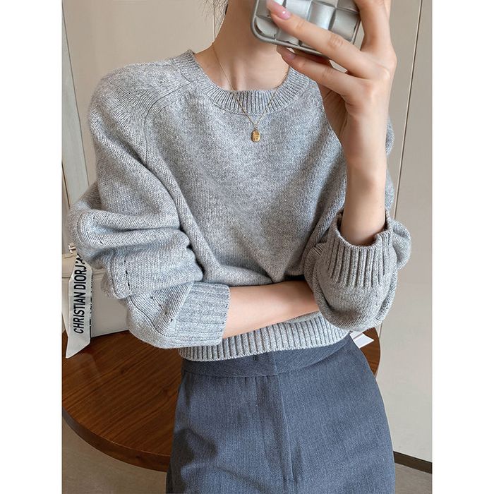 Теплая шерстяная кофта в сером цвете