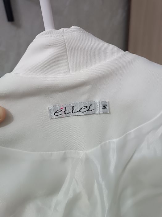 Двойка , один раз одевала торг