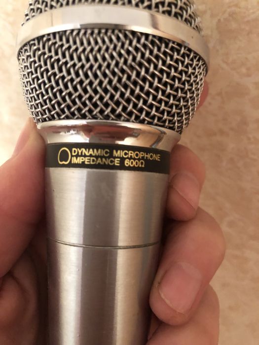 Микрофон динамический LG