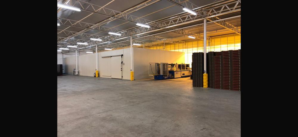 Установка промышленных холодильников и систем охлаждения