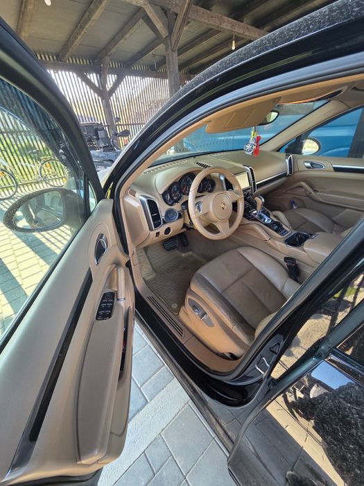 Porsche Cayenne 3.0 245 Cp an 2012!