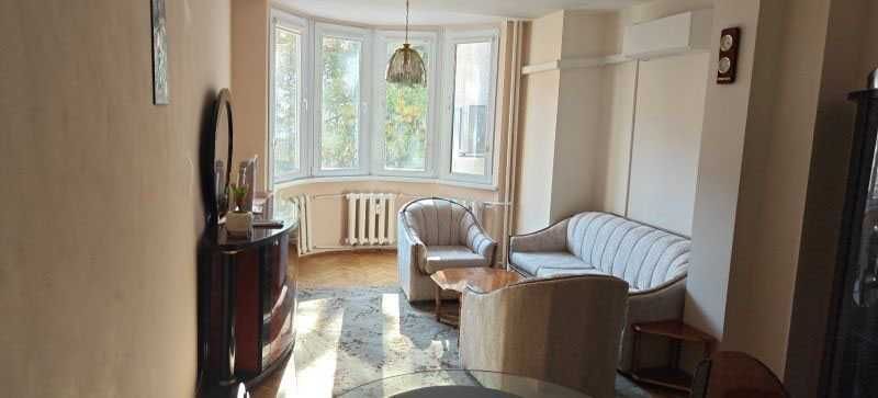 Дава се под наем Двустаен апартамент в София, Център - 75 кв.м за 620 € - Снимка #2