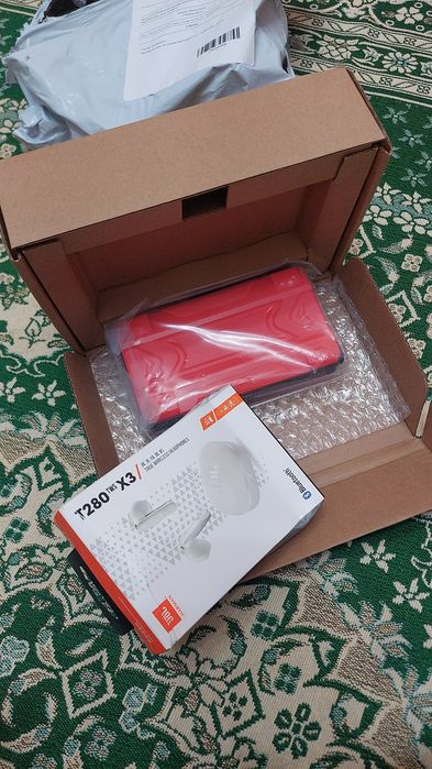 JBL блютуз наушник