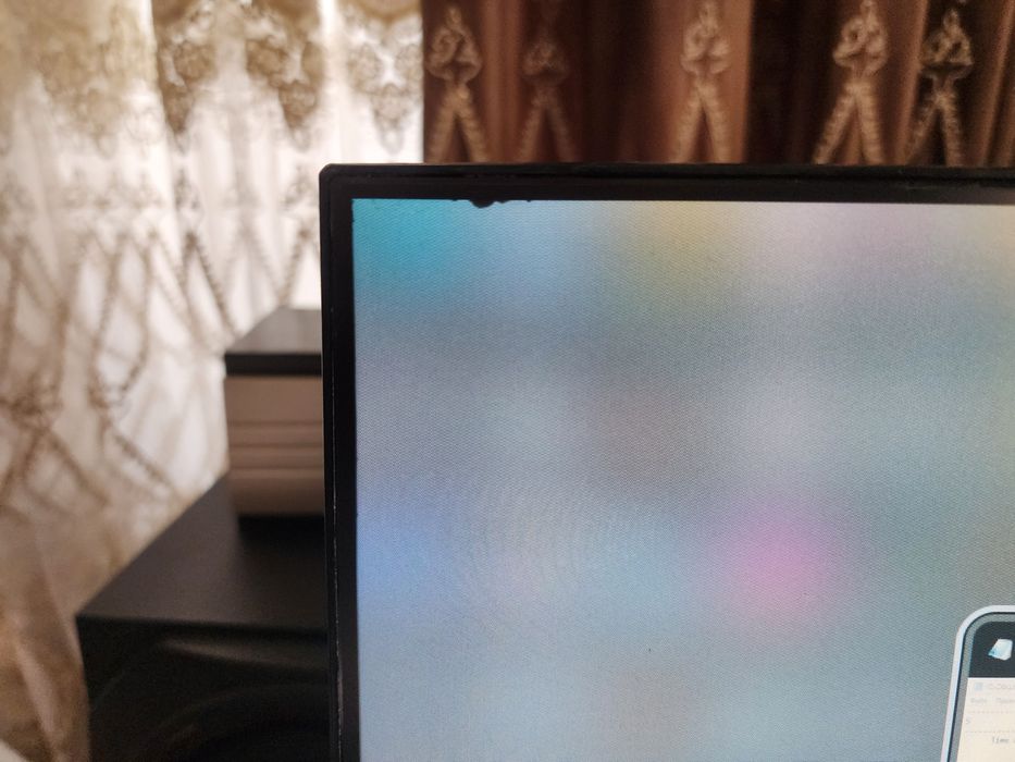 24 dyuymli monitor