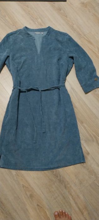 Рокля от рипсено кадифе