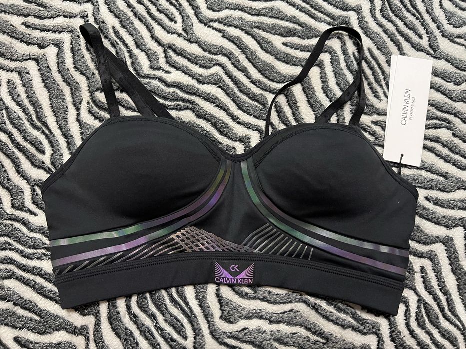 Спортно бюстие calvin klein