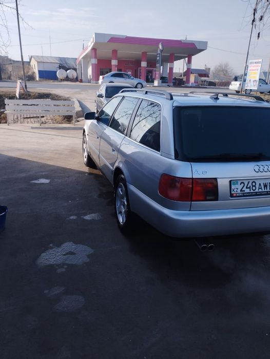 Ауди А6 универсал