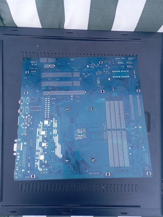 Kit PC placa de baza Intel core i3 + 4 RAM