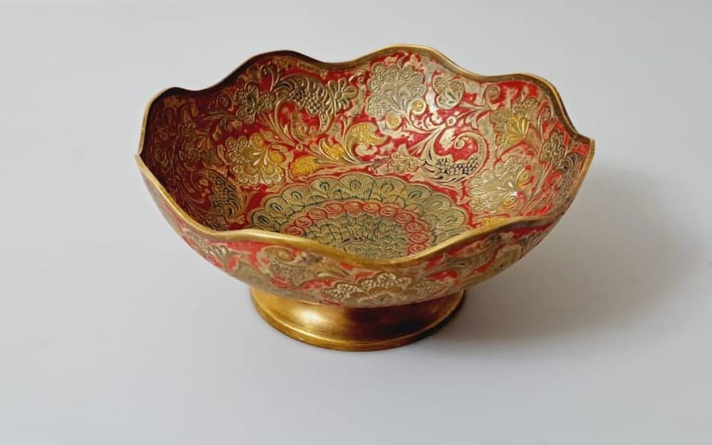 Вазы из латуни, шкатулки