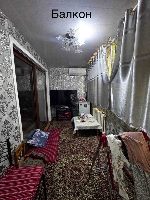 Uch tepa tumanida kvartira sotiladi