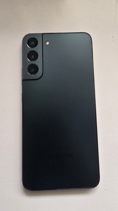 Samsung S22 plus  128GB 8GB RAM