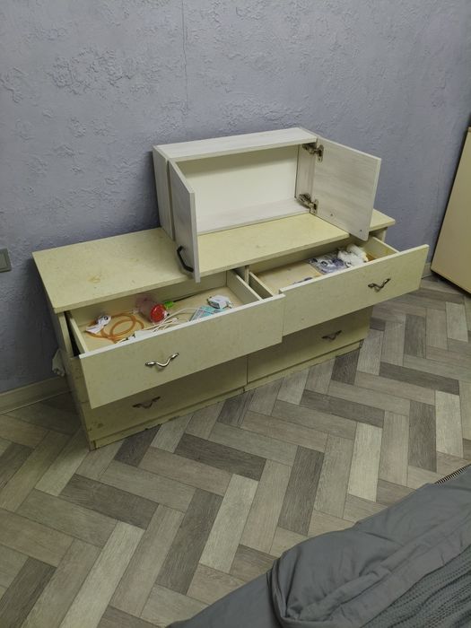 Продам манеж камод