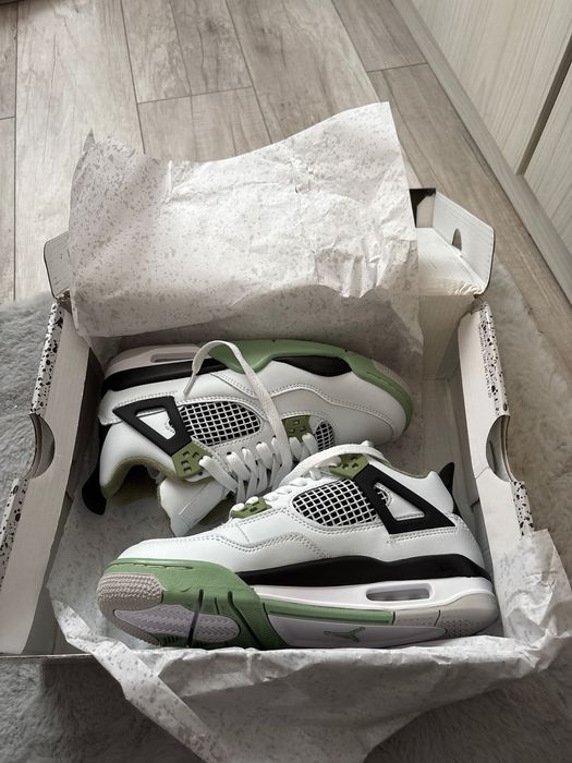 Vand Jordan4 alb-vede