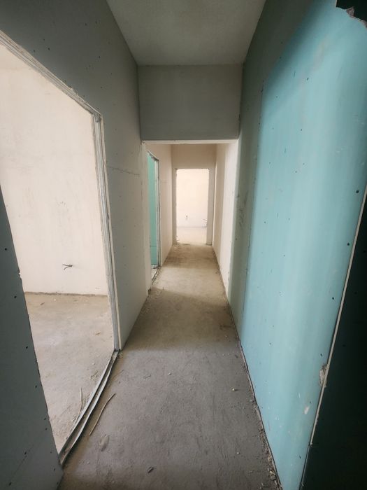 Kvartira  sotiladi, ( квартира сотилади), 1 kvm=11 mln