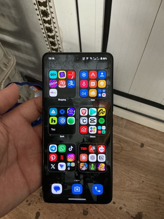 Asus ROG phone 8 12/256gb 415$