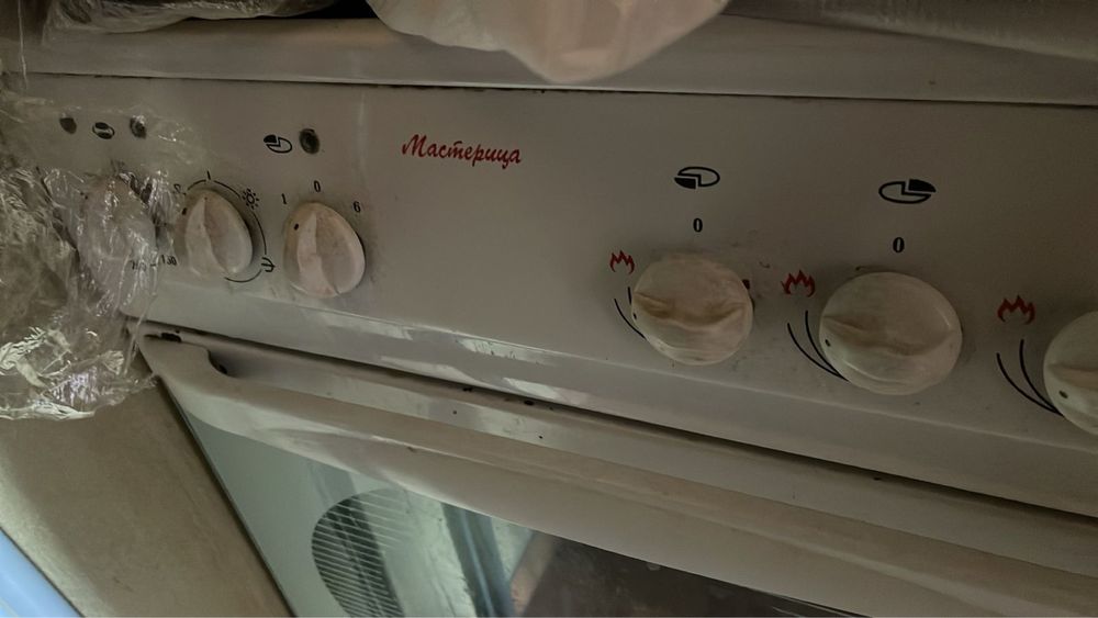 Продам газ плиту