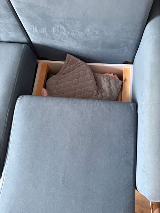 Продам диван.