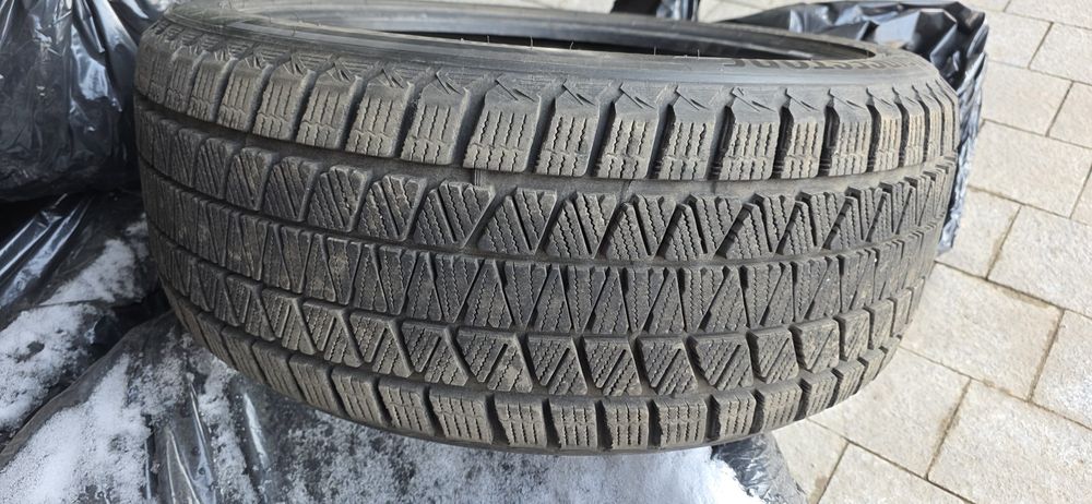 Автошины Bridgestone Blizzak Ice