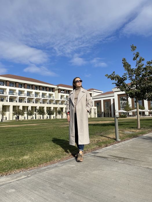 Пальто сатылады!