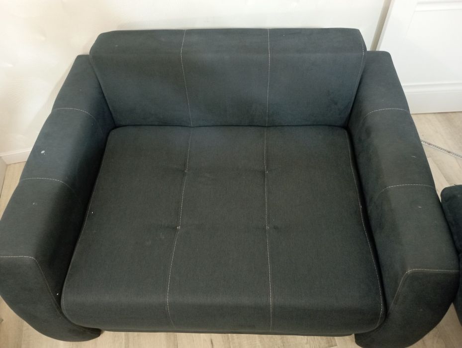 Продам диван+ кресло+ пуфик