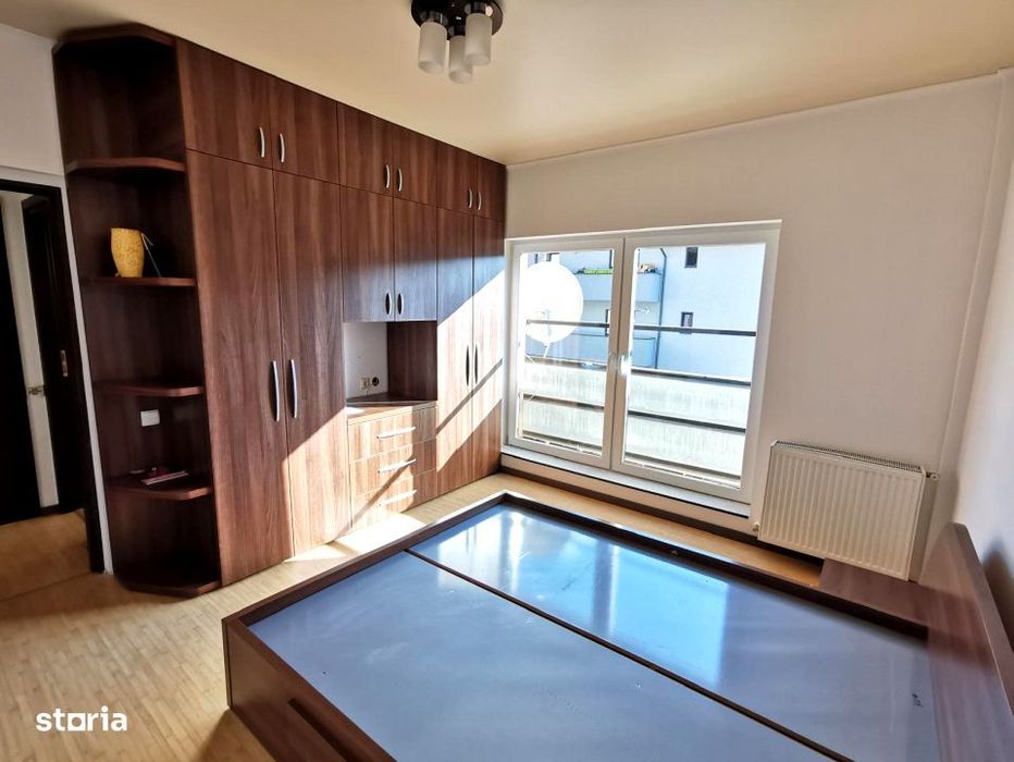 Apartament cu 2 camere + garaj si boxa, Floresti, strada Stejarului